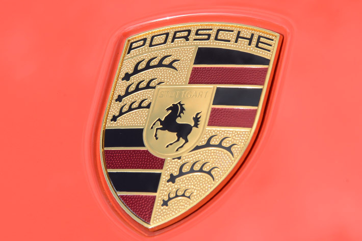 プジョーのマークのライオン車のことなら何でもお任せ