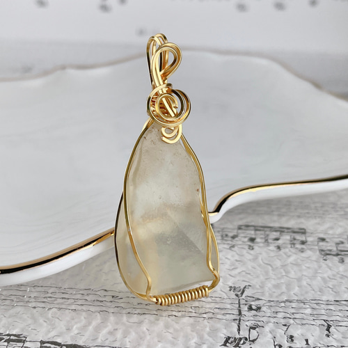 ブレス 高品質リビアングラス＜エジプト産＞ 丸co-g0467– 天然石卸ストーンクラブ