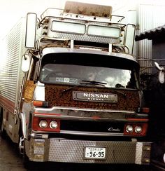 デコトラレトロ 大型用 リアバンパー 丸テール 冷凍車