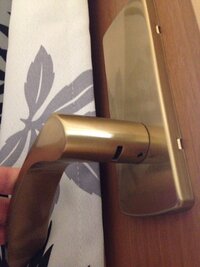 ドアノブ 円筒錠 の外し方と交換方法 図解レスキューラボ