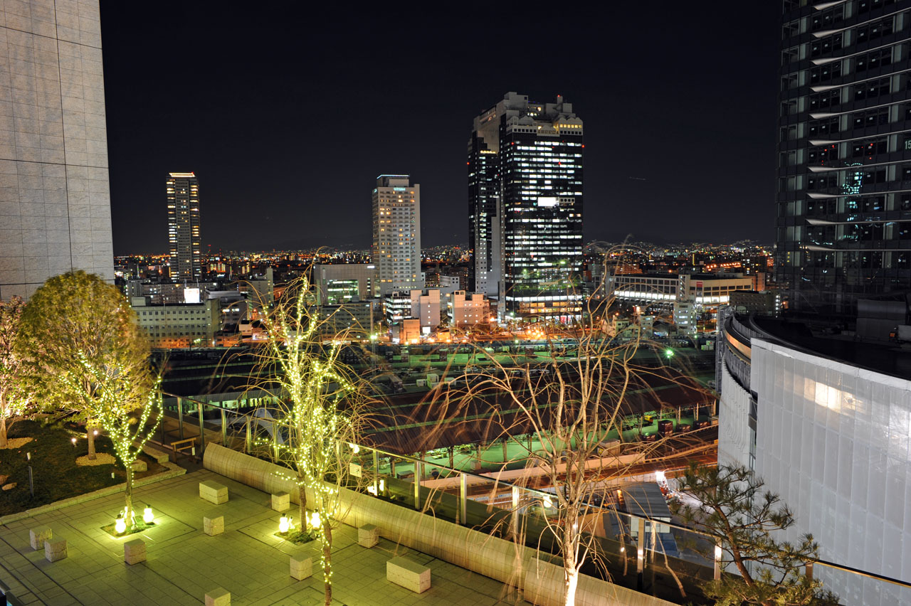 阪急大阪梅田駅からノースゲートビルディング 大阪ステーションシティへの行き方 マップと写真でわかりやすく案内大阪駅ガイド