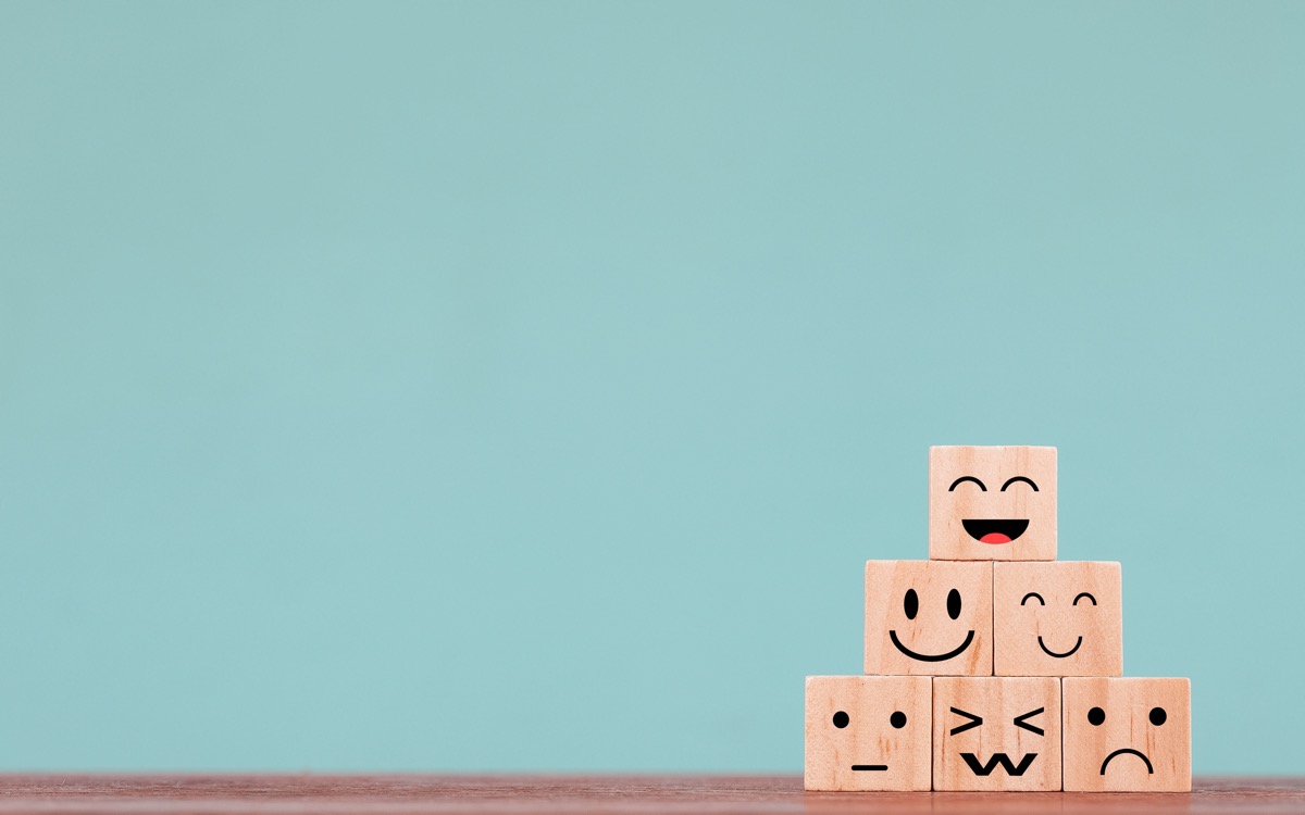 能面」の意味と種類。笑ったり泣いたり、実は表情豊かな能面の秘密中川政七商店の読みもの