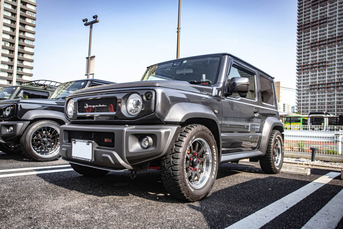 塗り分けにガンメタを使うのは定番だが、そこには理由がある