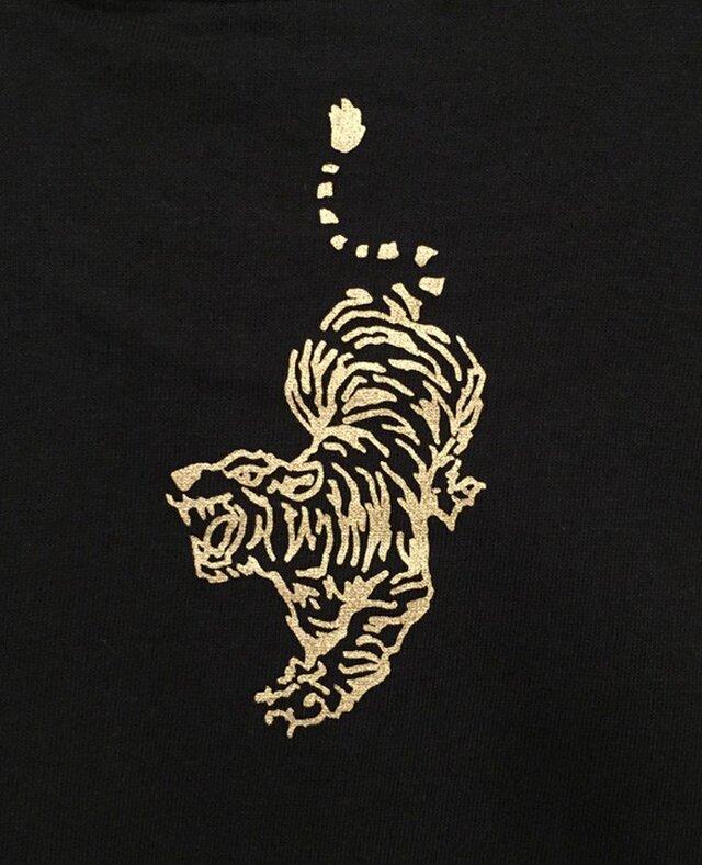 加藤清正 家紋Tシャツiichi 日々の暮らしを心地よくするハンドメイドやアンティークのマーケットプレイス