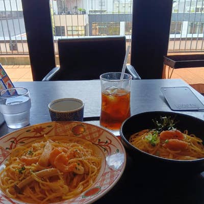 𝗤𝘂𝗮𝘁𝘁𝗿𝗼🍽𝗡𝗮𝗽𝗼𝗹𝗶 イオンモール岡山店です🇮🇹 皆様のご来店お待ちしております🌞🌴🌺✨  彩り野菜のアラビアータラザニア🌶