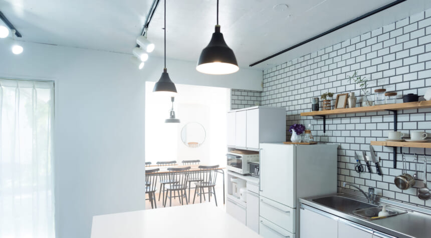 ライティングレール ダクトレール照明 のメリット・デメリットと取り付け費用リフォーム費用の一括見積り -リショップナビ