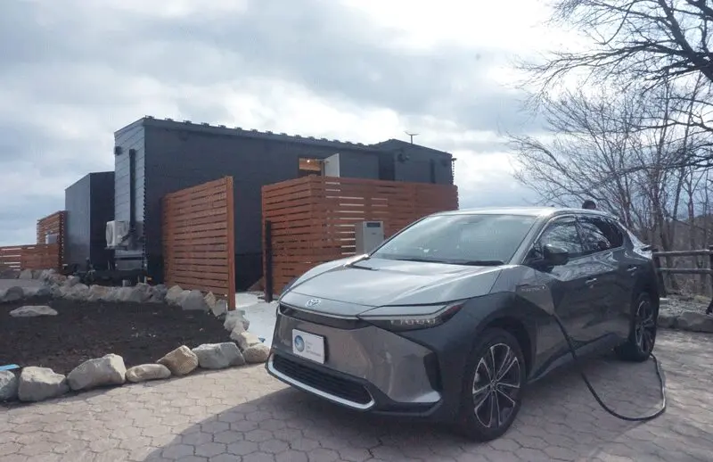 平時と有事で用途を変える乾式工法のトレーラーハウス、ミサワホーム日経クロステック xTECH