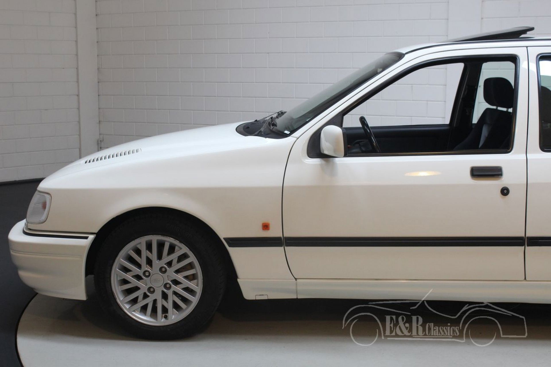 ERclassicsでの販売のためのフォードシエラRSコスワース4x4 1990