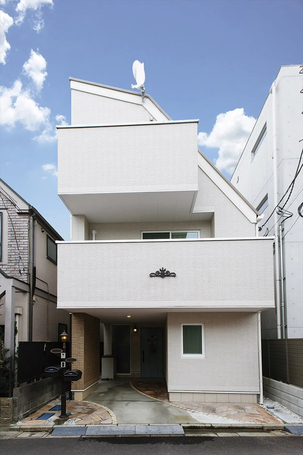 ビルトインガレージの固定資産税 はどうなる？間取りや費用、メリット・デメリットも解説スタッフブログタナカホームズ山口・広島で注文住宅新築一戸建てを建てるならタナカホームズ