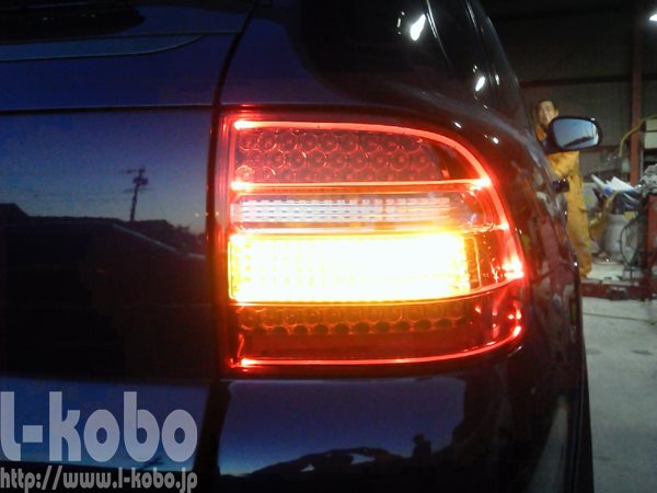 ri-ps130-02 テールライト用 Cayenne カイエン 955型 9PA 2003-2006 H15-H18Porsche ポルシェガーニッシュ カバーカスタム パーツ メッキ カスタムパーツ トリム カイエン テールランプ リム メッキパーツ 車用品 車パーツ