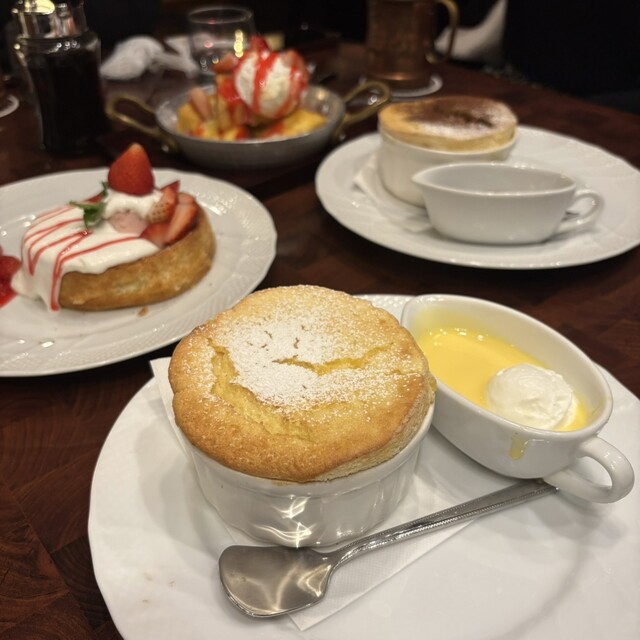 星乃珈琲店 新宿東口店カフェ混雑マップimako