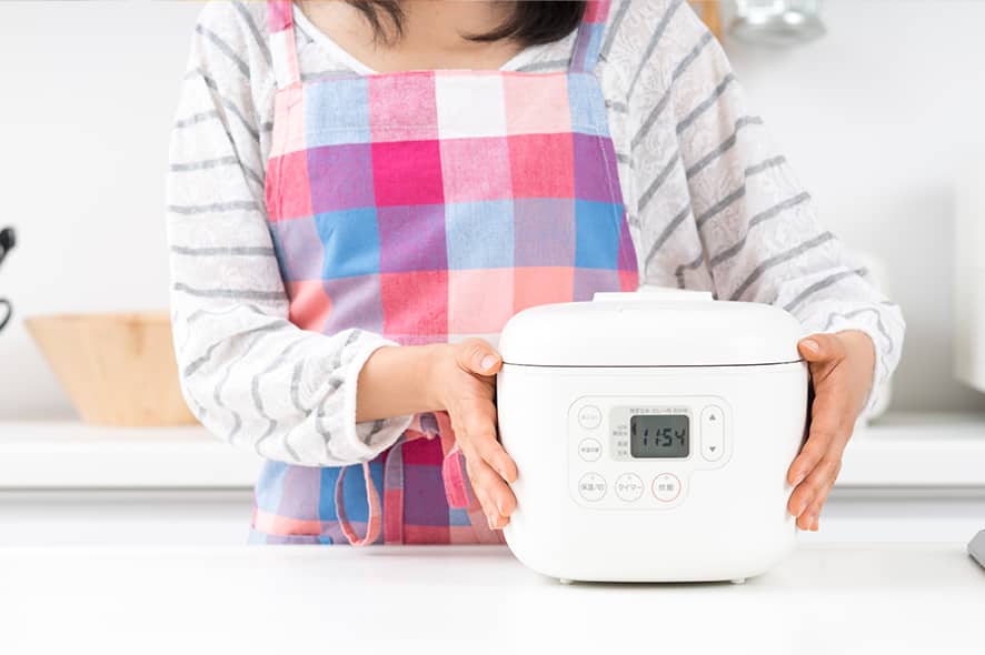 炊飯器 5合炊き 一人暮らし用 ROOMMATE 極UMADAKI RM-210H-BK マイコン炊飯ジャー シンプル 白米 早炊き 無洗米予約タイマー 保温機能 ブラック 新生活 楽天市場 ROOMMATE マイコン炊飯ジャー 極UMADAKI RM-210H 炊飯器 キッチン家電 ：家電の通販