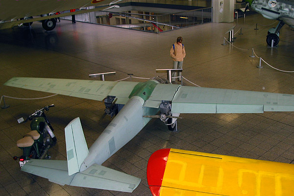 ベルリン大空輸: 「糧食作戦」とは？ベルリンの壁とその分割 — German in Tokyo