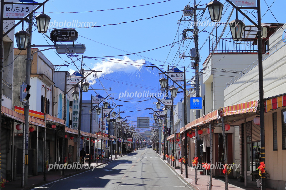 山梨県富士吉田市 郷土食をワンハンドでー高校生地域活性化グループかえる組×㈱セブン-イレブン・ジャパン「吉田のおにぎり」販売決定！富士吉田 市のプレスリリース