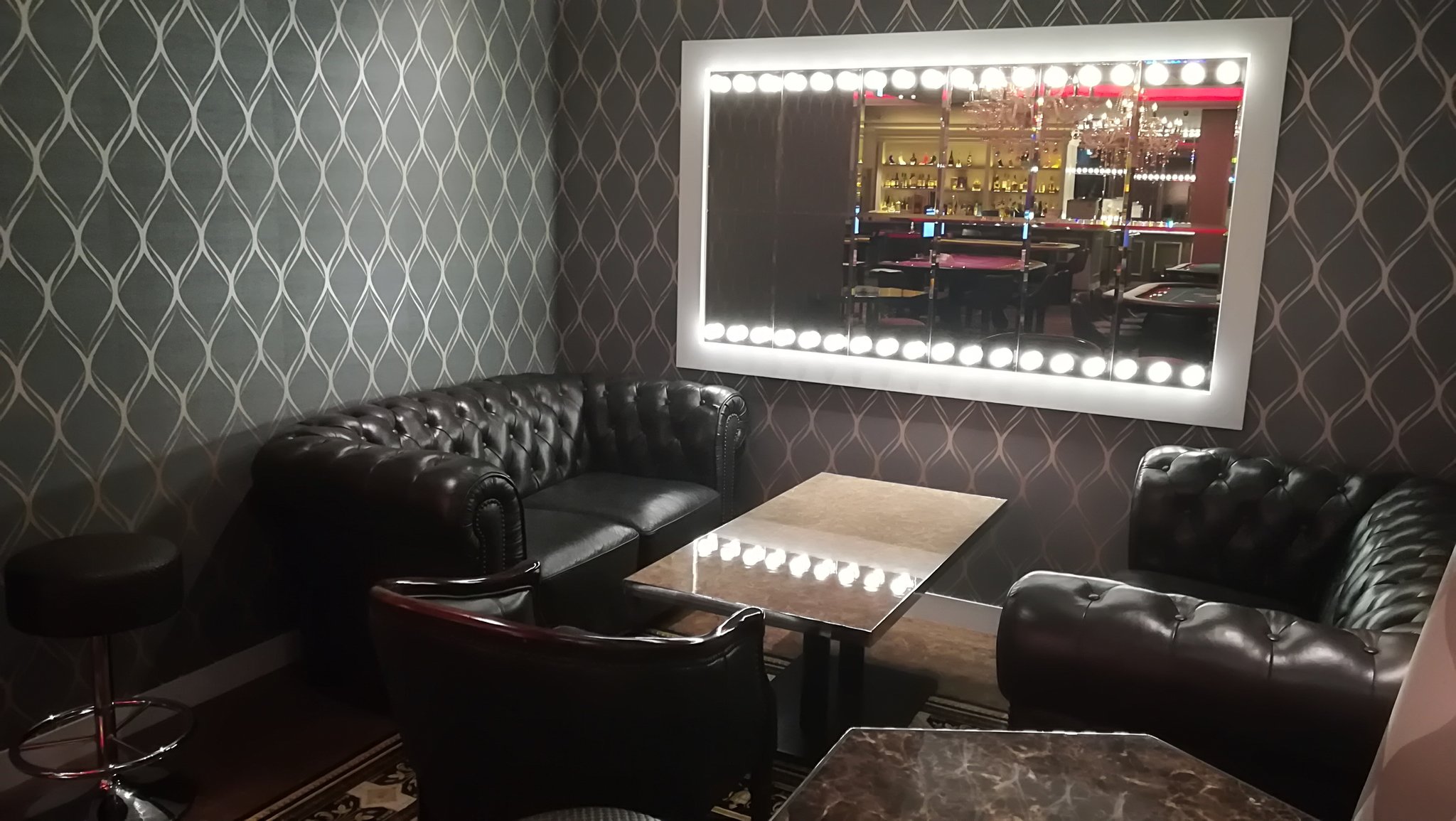 カジノ＆バニーBAR Jack＆Queen ジャックアンドクイーン の求人情報 - 大阪市 大阪府のスナック・ガールズバー ナイトワーク・アルバイト情報