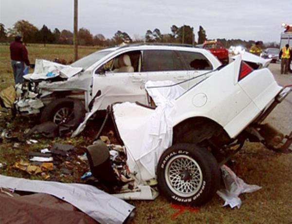 2018.12.23 ボルボＶ５０全損事故大阪・東大阪市で運送・中継輸送・ユニック車配送・建材・木材輸送・金庫移動・冷蔵庫２階上げ・倉庫・物流加工・流通加工・ライン加工のことなら矢倉運輸倉庫ユニック クレーン付きトラック クレーン付き倉庫 家電・家具２階上げ