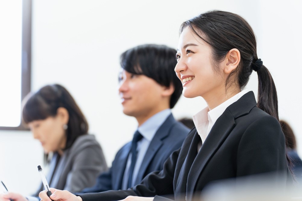 新入社員研修資料の作り方とポイント。研修のプロの見本や構成例を公開！アルー株式会社