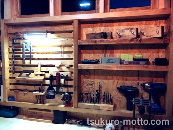 年末なので工房の片付けを 気がついたら道具が棚に収まらなくなったので電動工具の棚作りました。 これで少しは使いやすくなったかな?マキタ電動工具ハイコーキ電動工具マキタハイコーキ電動工具工具収納棚工房磐田市袋井市浜松市アトリエacorn