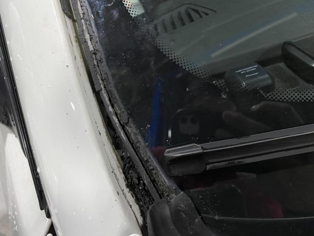 車のフロントガラスの汚れが気になる！きれいな状態を保つ方法とはボディコーティングコラムボディコーティング店舗メニュー情報イエローハット