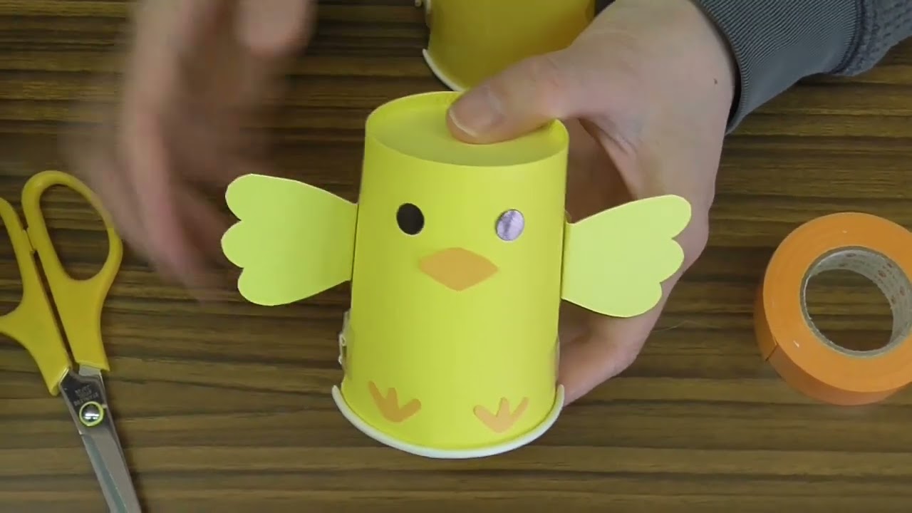 こ、これは楽しい！紙コップで『ペダル付きゴミ箱』を忠実に再現したら 思わず出来栄えに拍手喝采！ 紙コップのユニークな活用術 暮らしニスタ