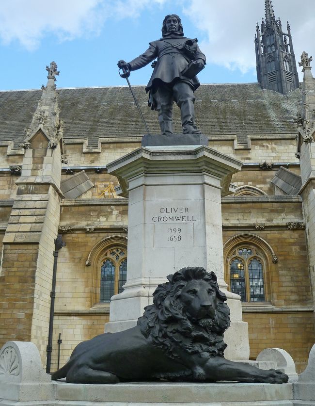 国会施設案内 中央広間