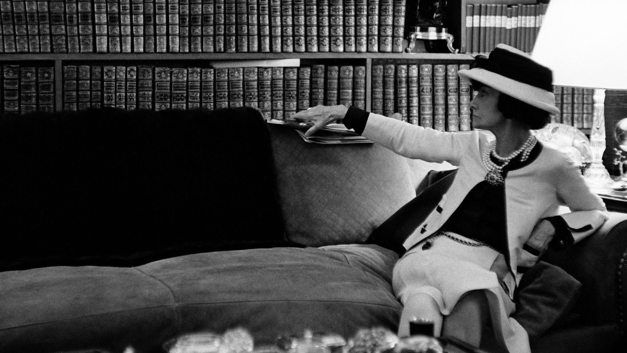 なぜシャネルは女性たちに愛され続けるのか？それは“シャネルのブランドコンセプト”にある – Pants.jp