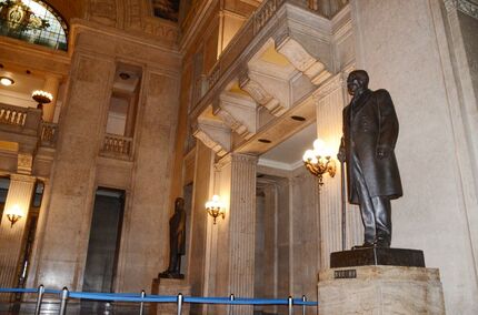 佐賀偉人伝 佐賀城本丸歴史館 :東京の中の佐賀「国会議事堂」