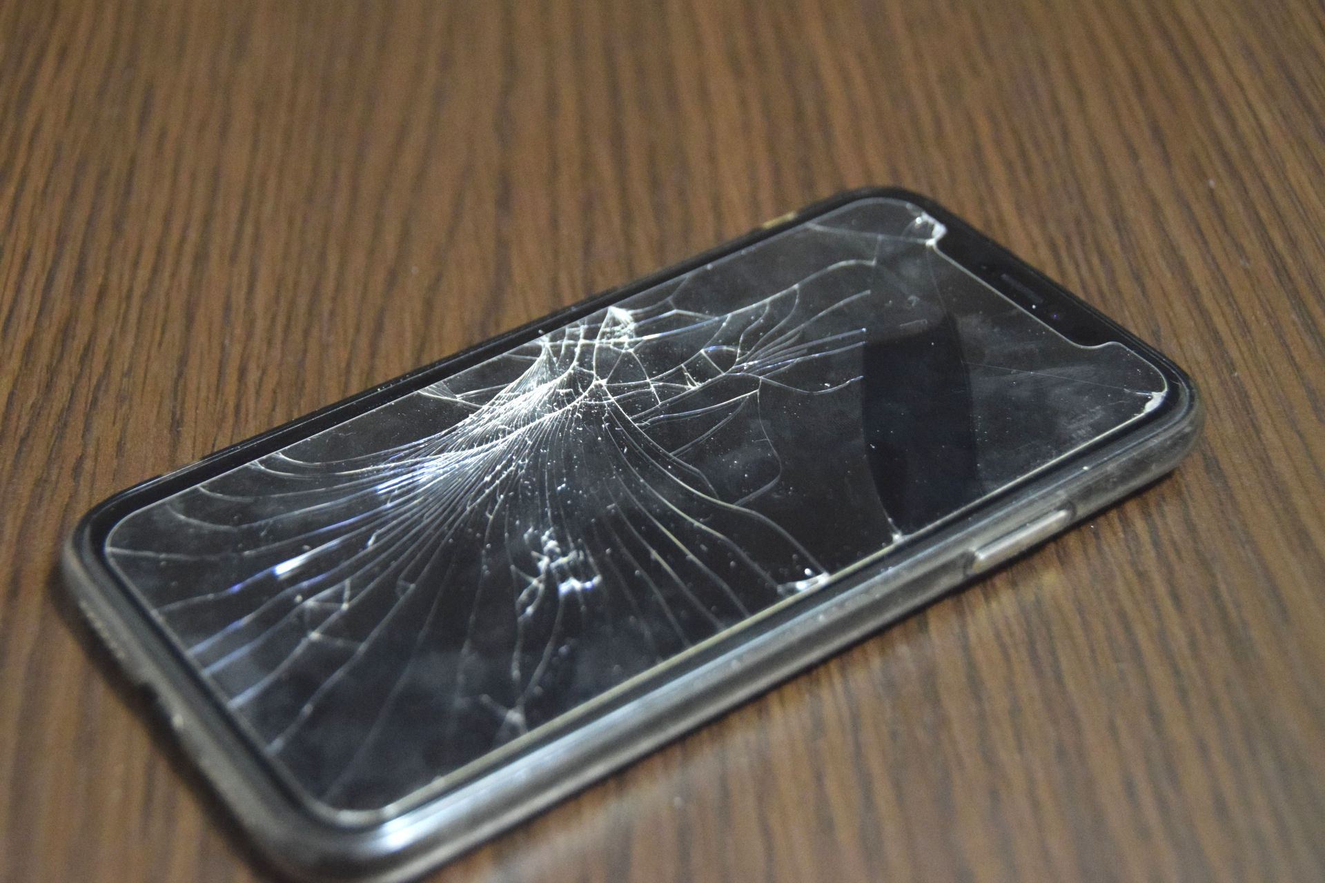 iPhone X本体 64GB 画面ひび割れあり iPhone X 画面割れ、ガラスひび、有機EL修理