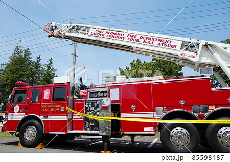 Amazonイクソ アメリカ 消防車 ミニカー 1 43 シーグレープ Seagrave ニューヨーク 消防団 USA 2003並行輸入品ミニカー・ダイキャストカーホビ