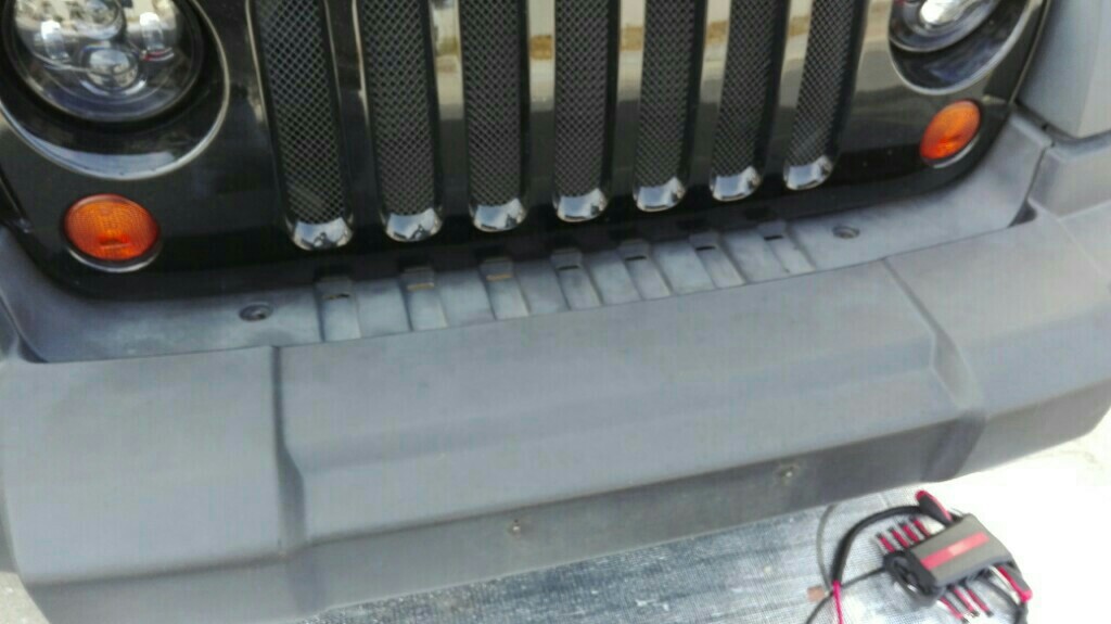 JLラングラーのバンパー交換！！！ラングラー チェロキー のパーツ販売オートギャラリーMK