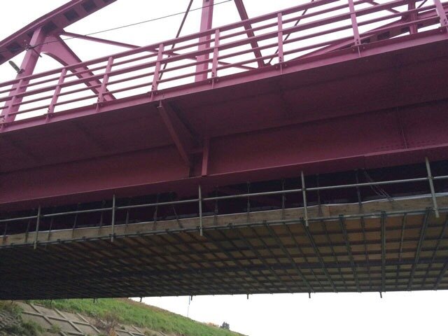 橋梁補修工事の足場 – 鷲建株式会社