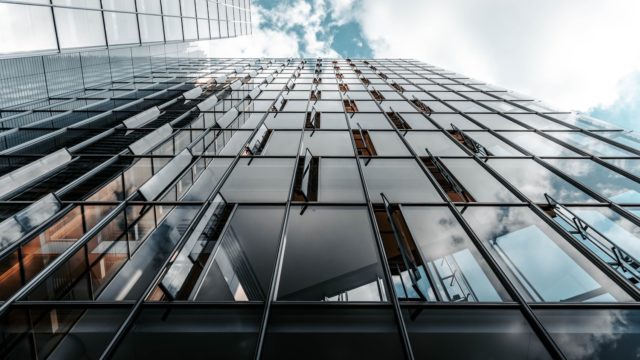 公務員の平均年収」高い自治体ランキング、3位東京都三鷹市、2位東京都武蔵野市、を上回る1位は？ - OTONA LIFEオトナライフ