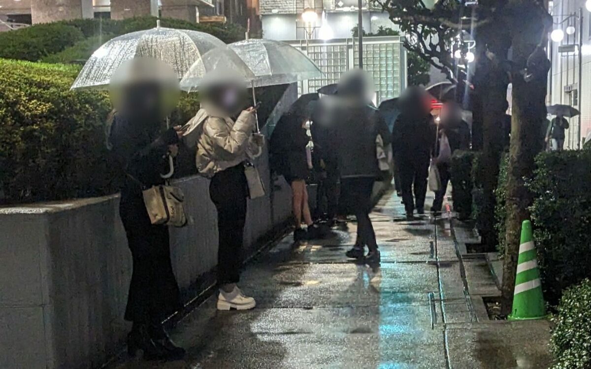 立ちんぼ」で4000万円稼ぐ 風俗店で働く女ら逮捕 「『私の中にいる誰か』が立ちました」と供述も