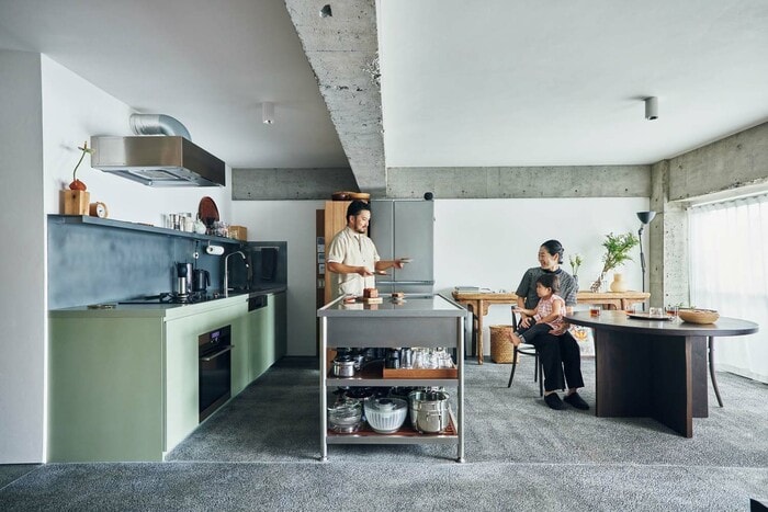 リノベ会社のプランナー夫妻が設計＆コーディネート。「古めかしさ」をテーマにした自邸リノベーション - マンションリノベーション事例リノベりす