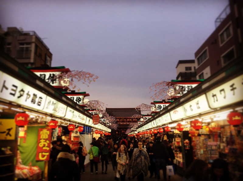 名所で何が？浅草寺ＶＳ仲見世 家賃騒動 2017年10月27日掲載 日テレNEWS NNN