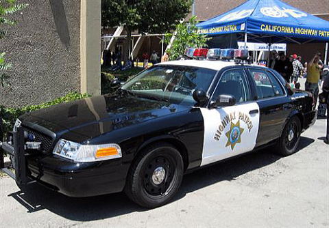 モーターマックス 1 18 フォード・クラウン・ビクトリア 1999～08元祖・模型馬鹿一代 創立平成十八年吉日