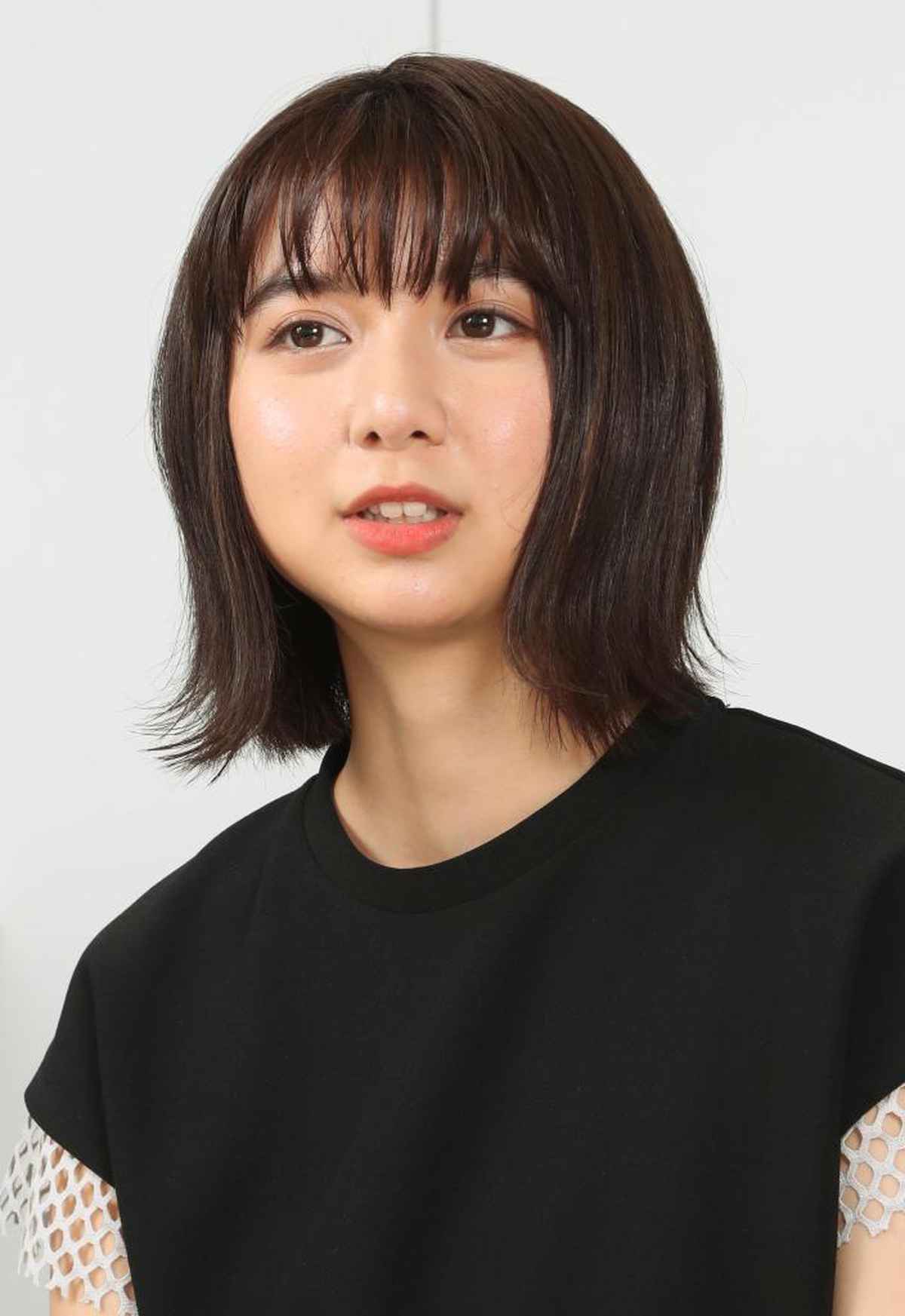 今田美桜、MCもうっとりの笑顔でサービスショット　透け感ある女神衣装で美背中大胆披露　ゲーム『放置少女～百花繚乱の萌姫たち～』新TVCM発表会