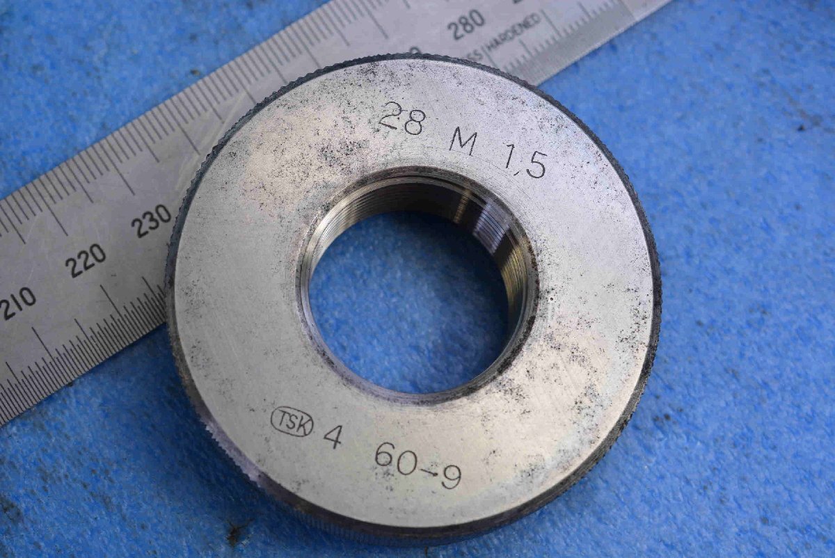 ジャンポールゴルチエJean Paul GAULTIER ネジリング 8号