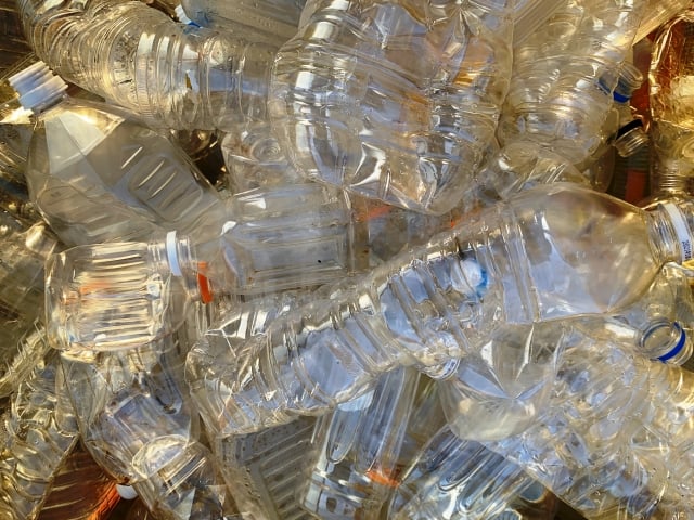 環境にやさしいソリューション～ペットボトルのラベルレス化エコフレ