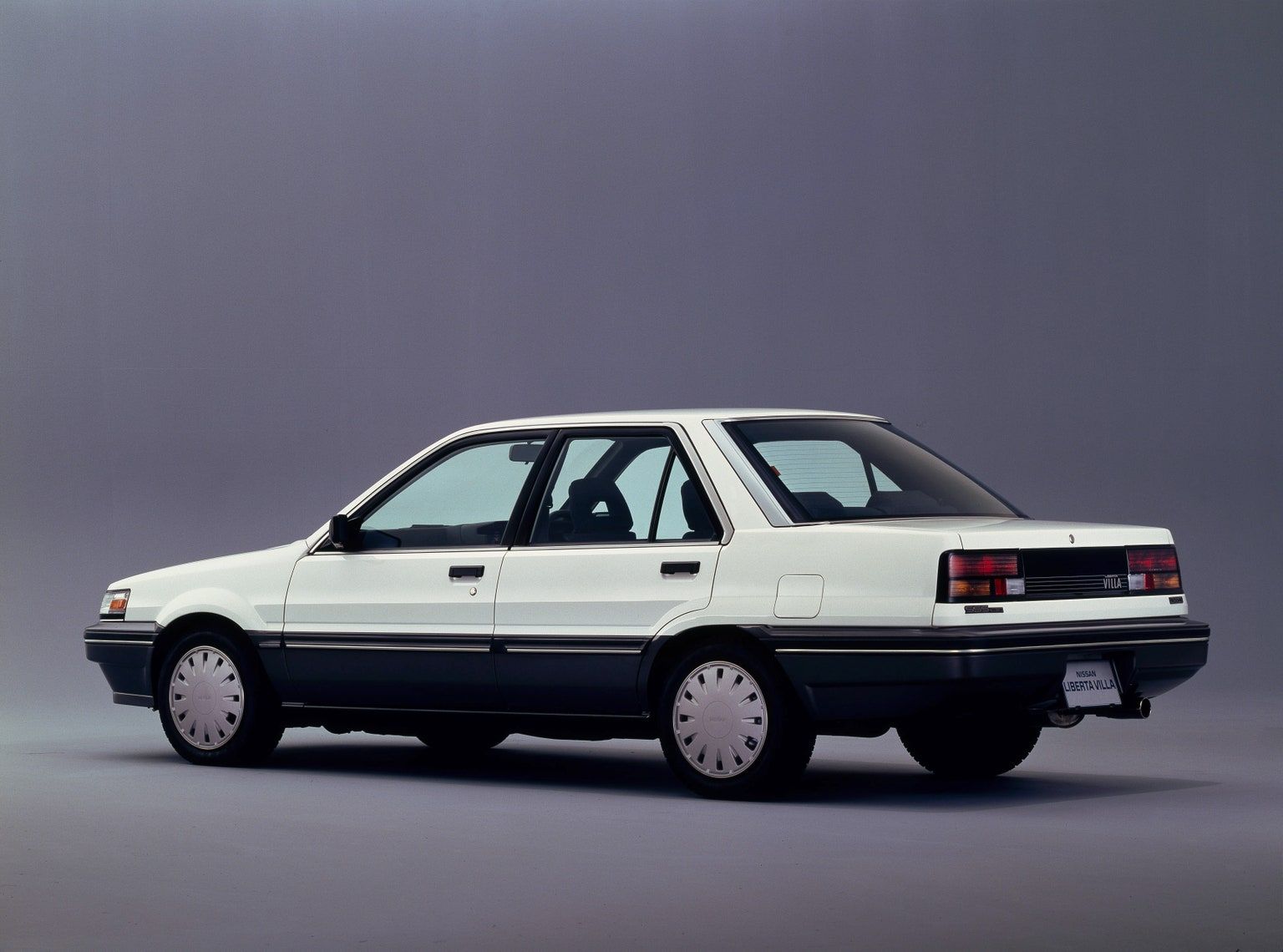 国産旧車カタログニッサンリベルタビラフリマアプリ ラクマ