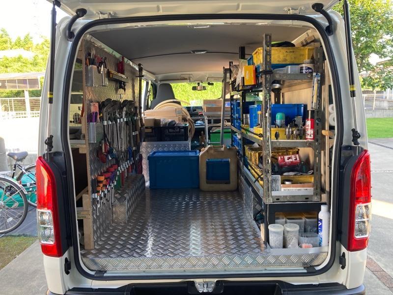 職人棚 フロアボード 荷室 敷板 標準ボディ用 200系 ハイエース レジアスエース NV350 キャラバンハイエース：DX リアヒーター付用平成16年式~現行 職人棚装着車