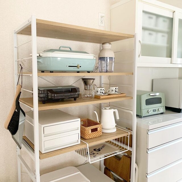 一人暮らしのキッチン収納術 狭い空間を有効活用するアイデアとおすすめ収納棚を紹介 │ エア・リゾーム マガジン