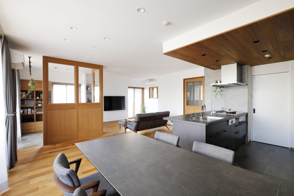 古いオフィスビルの建て替え工事！事前計画で忘れがちな費用！見落としがちな隠れコストと対策建て替えかリノベーションか？連載３弾中小ビル の空室対策・賃貸経営の代行・リノベーションならテナワン株式会社