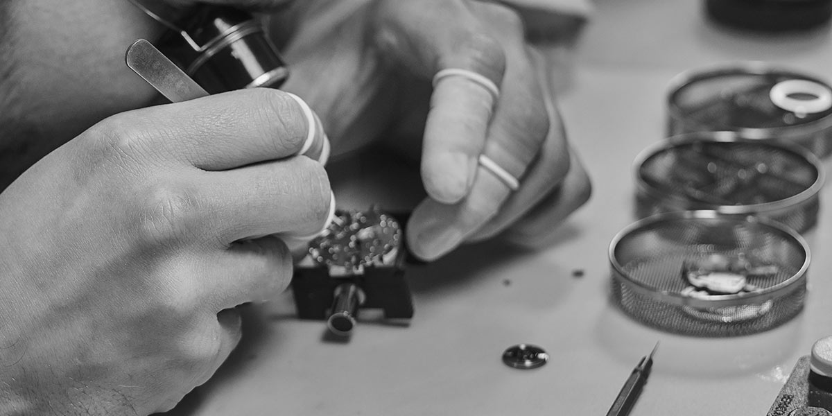 時計の修理・メンテナンス・オーバーホールの内容とご料金WATCHNIAN公式通販