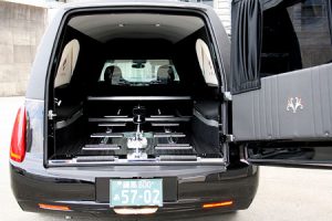 洋型霊柩車霊柩車とは鈴木葬儀社 だいすず