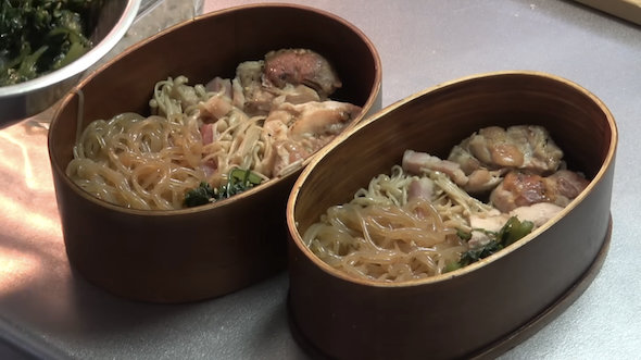 ご飯の上はタコさんてんこ盛り 雑!?嫌がらせ!?「おかずはタコさんだけ弁当」が 旨いご飯で納得した話『あたらしい日日』こんな時代のニューノーマルな暮らし方。食と農、生活情報をお届けします