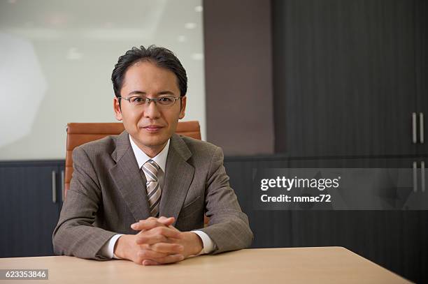 座って通勤」より多くの人が可能に 通勤ラッシュを変える新型の鉄道座席、英で開発 写真12枚乗りものニュース