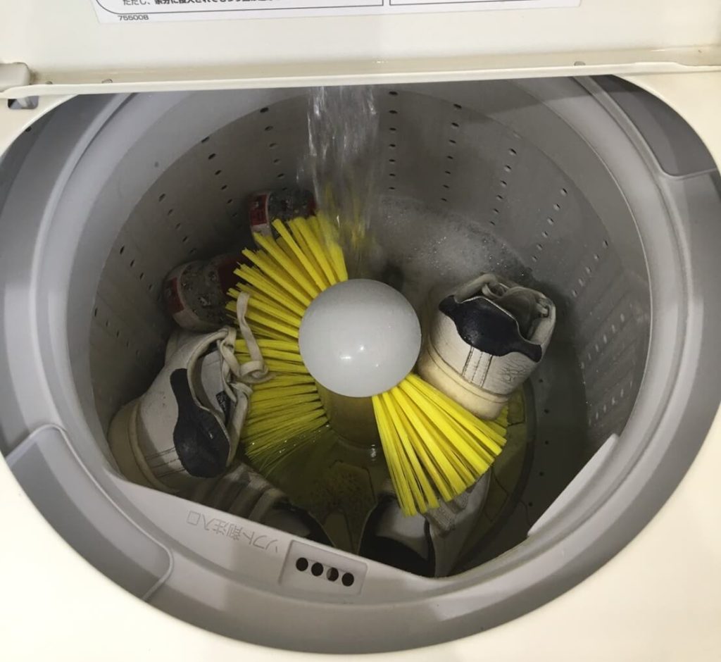 靴も自動で洗える！コインランドリーの使い方とお得な活用法ハナの洗濯ラボノート