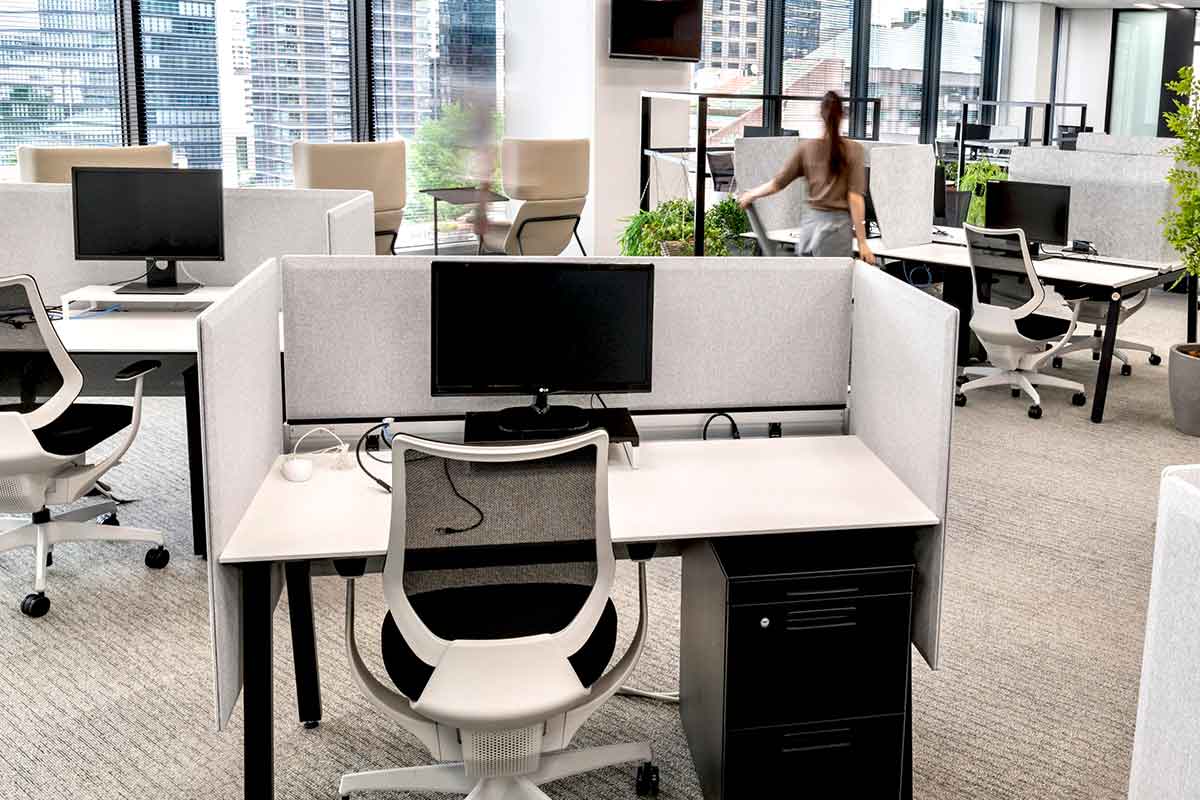 オフィスのデスク周りの収納アイデア7選 見た目もおしゃれな商品事例をご紹介 - margherita マルゲリータ