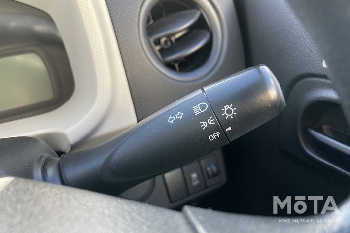 車のライトの名称や種類は？点け方やライトの交換方法も紹介車のLEDライトナビ - HID屋公式ブログ